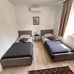 Deluxe
