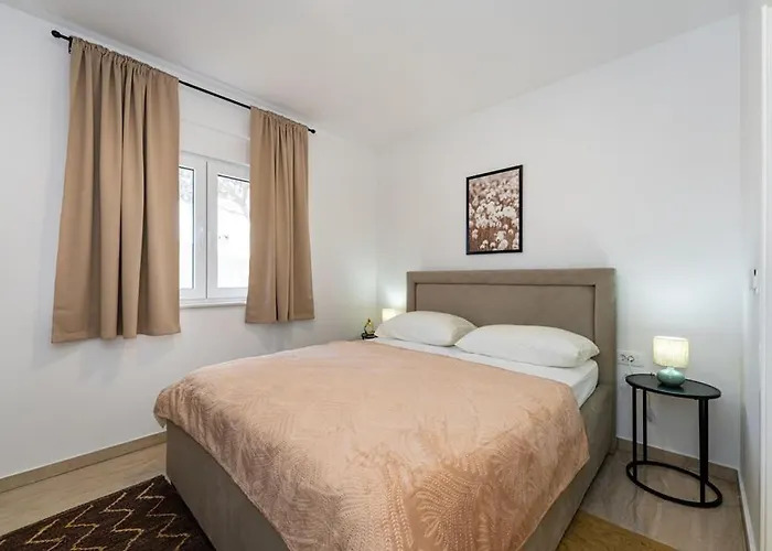 Ledi New Appartement Vir