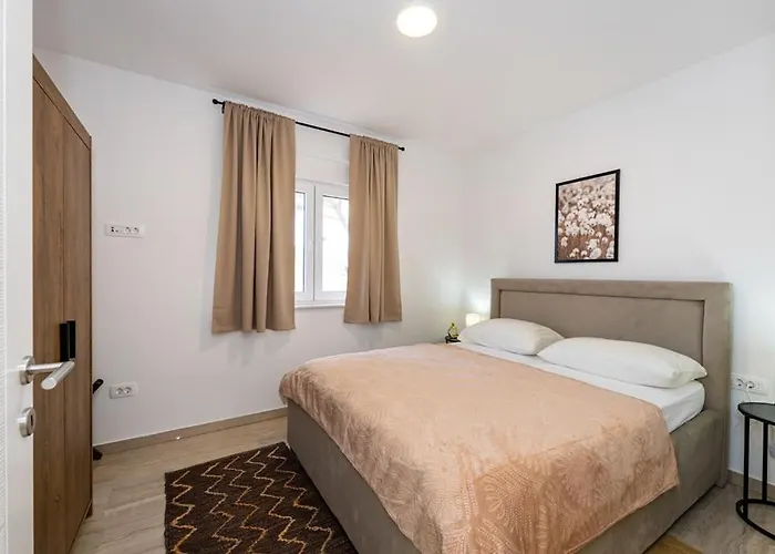 Ledi New Appartement Vir