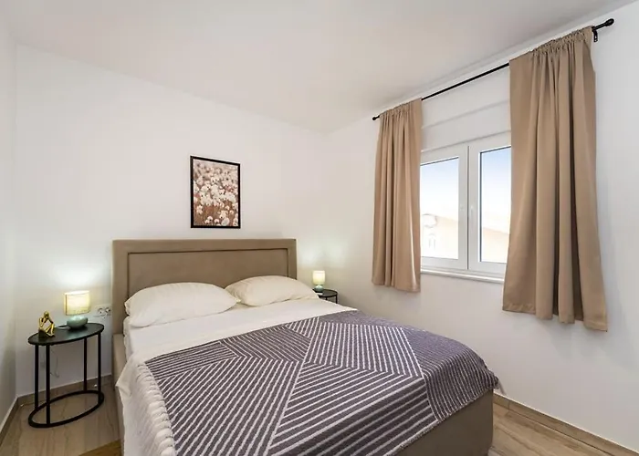Ledi New Appartement Vir
