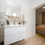 Ledi New Apartman *