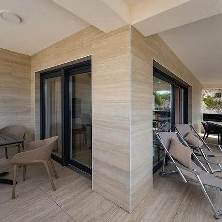 Apartman Ledi Neu Vir